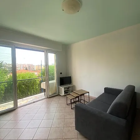 Chris'home 2 * Рокебрюн — Кап-Мартен
